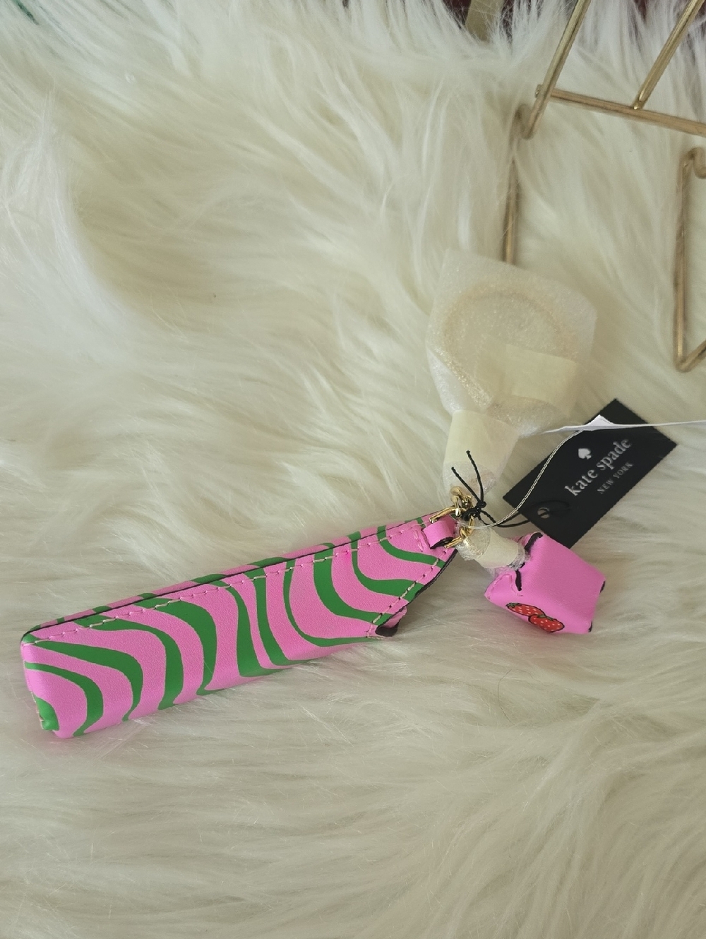 NWT Kate Spade pink and green Sticky Situation Strawberry BAG  Charm - Picture 8 of 11